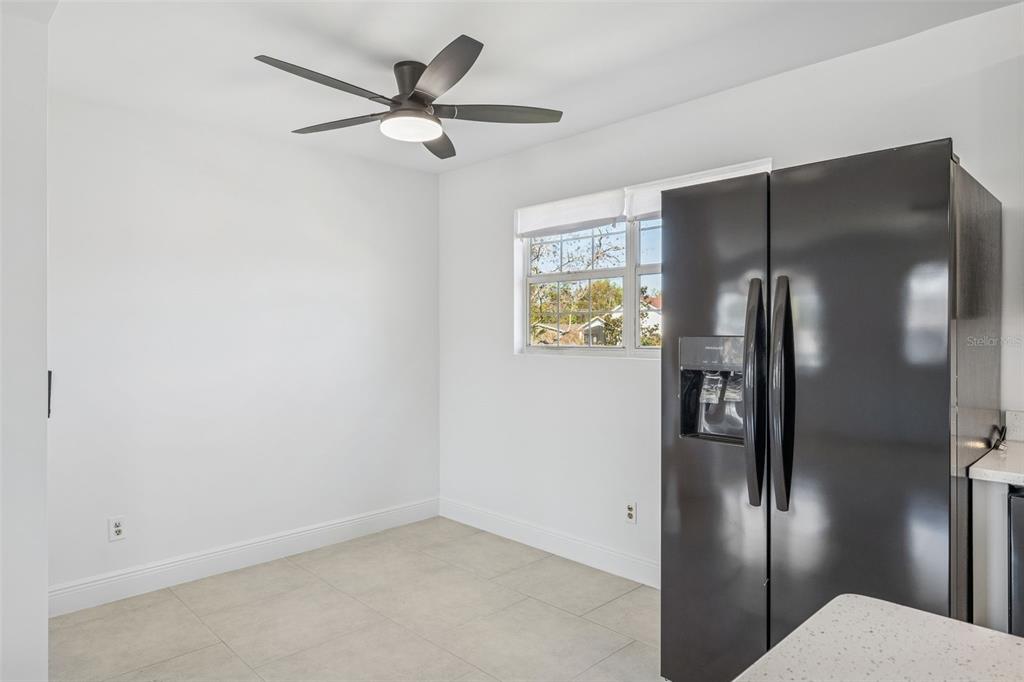 314 Wurst Road Ocoee, FL 34761 - Photo 12 of 35 a very nice looking refrigerator