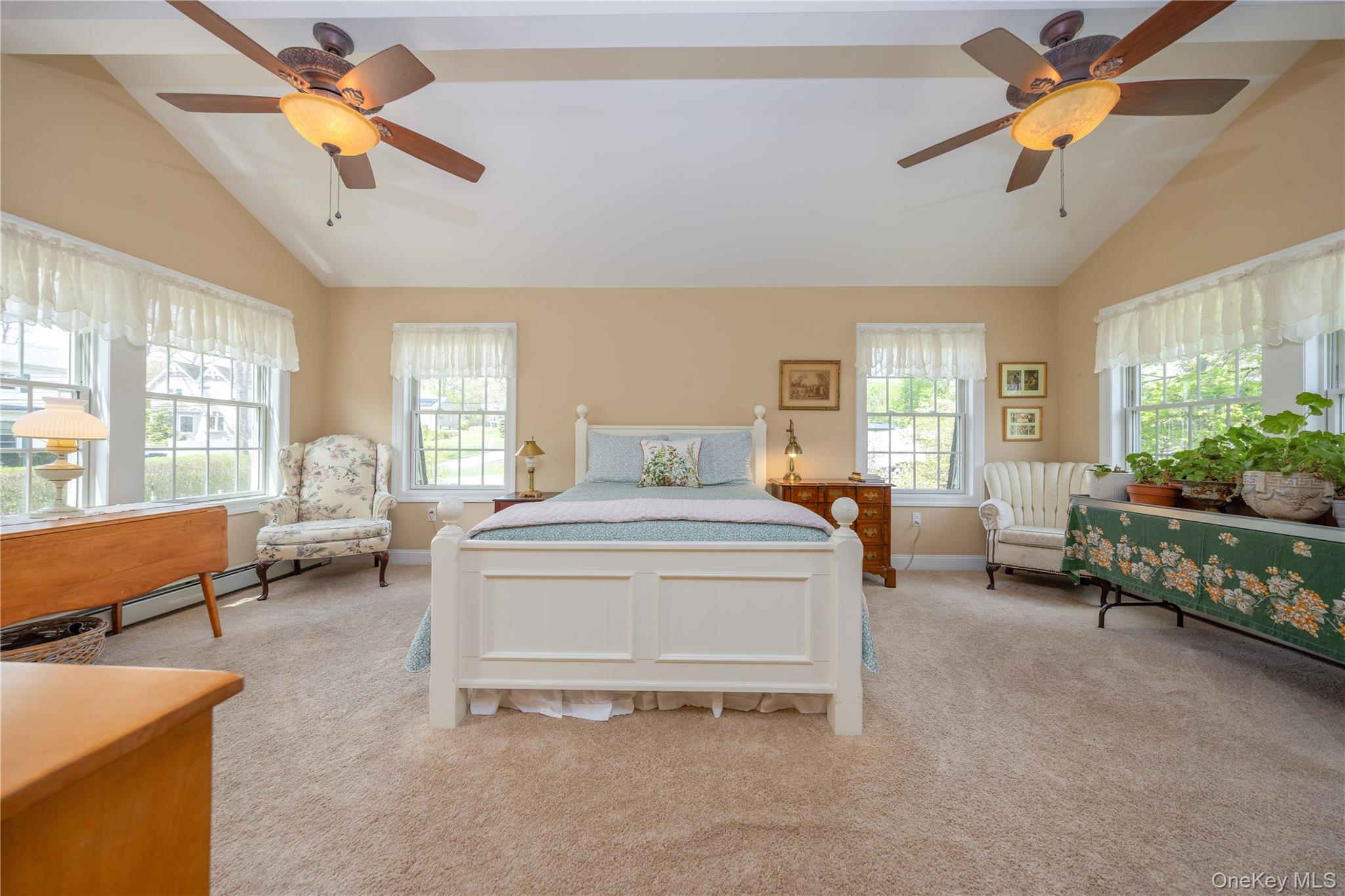 302 Laurel Road Pearl River, NY 10965 - Photo 17 of 28