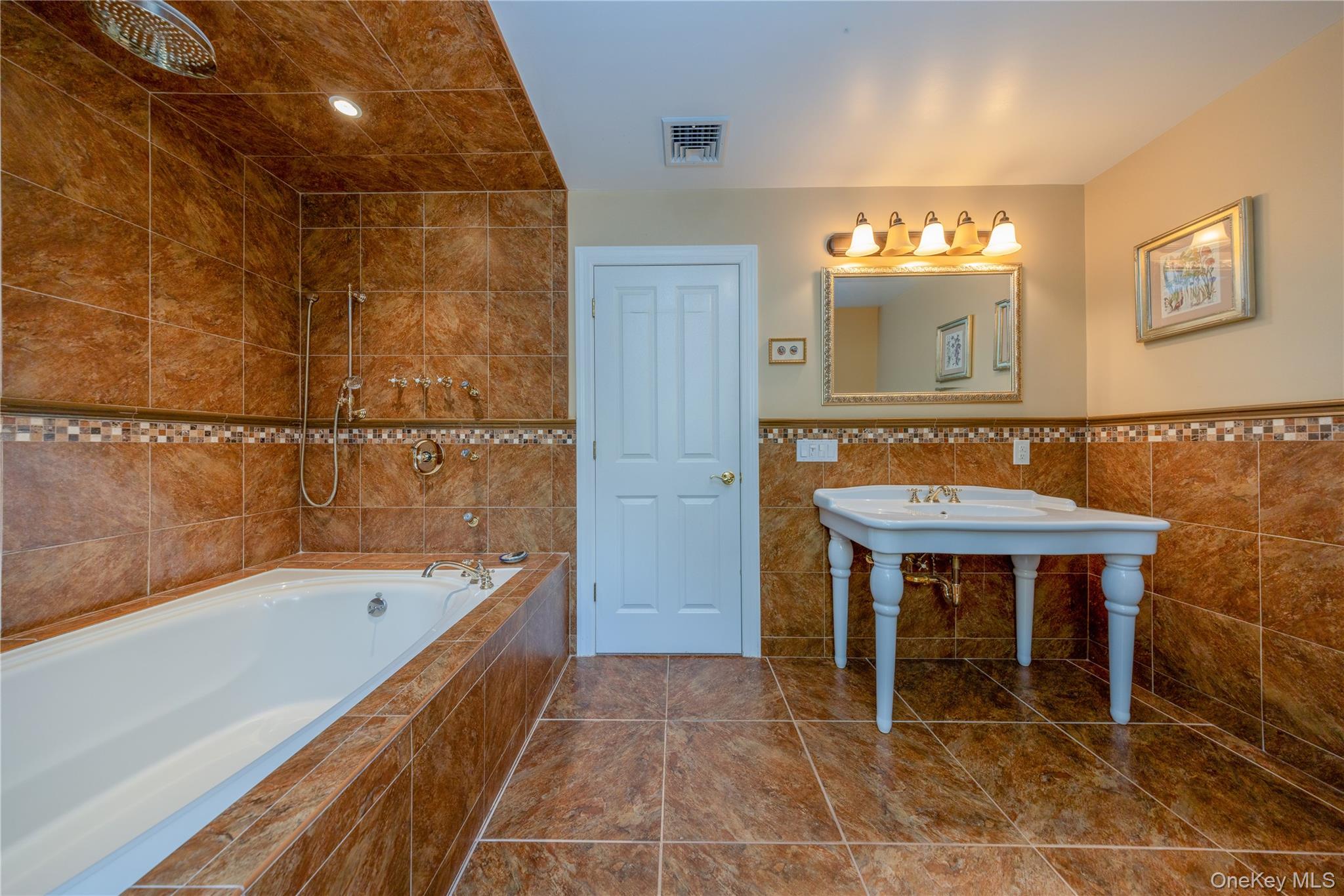 302 Laurel Road Pearl River, NY 10965 - Photo 18 of 28