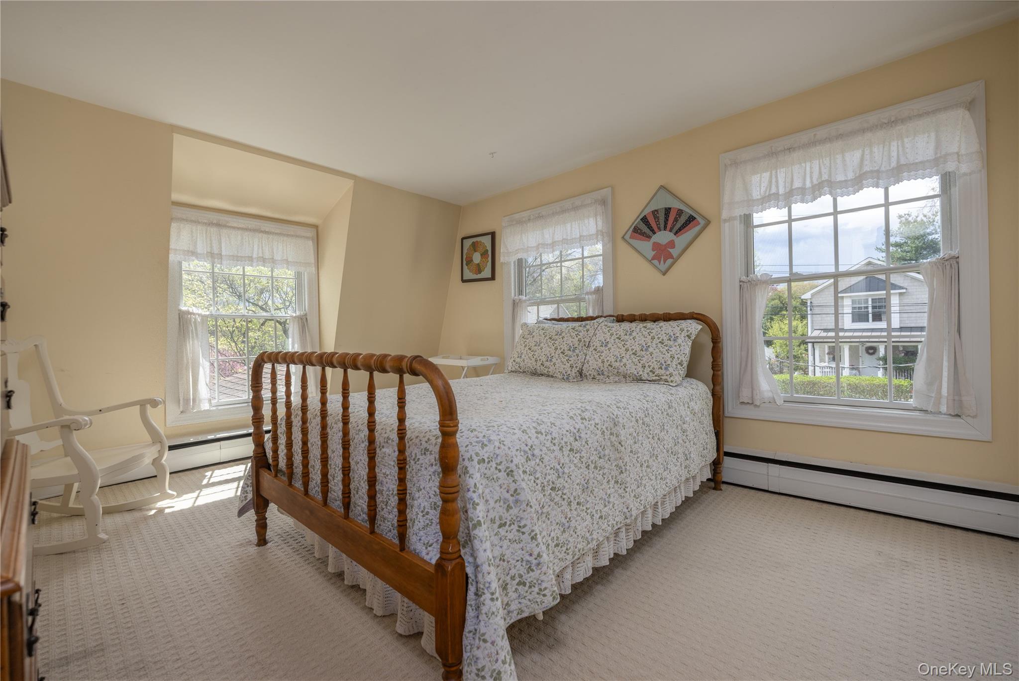 302 Laurel Road Pearl River, NY 10965 - Photo 19 of 28