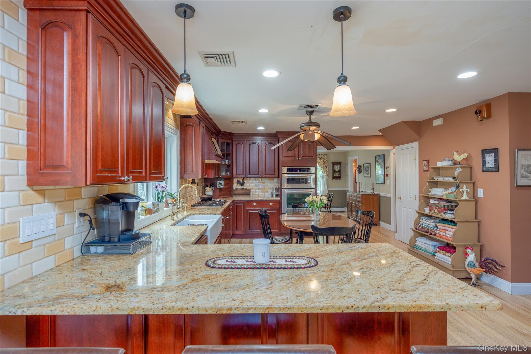 302 Laurel Road Pearl River, NY 10965 - Photo 10 of 28
