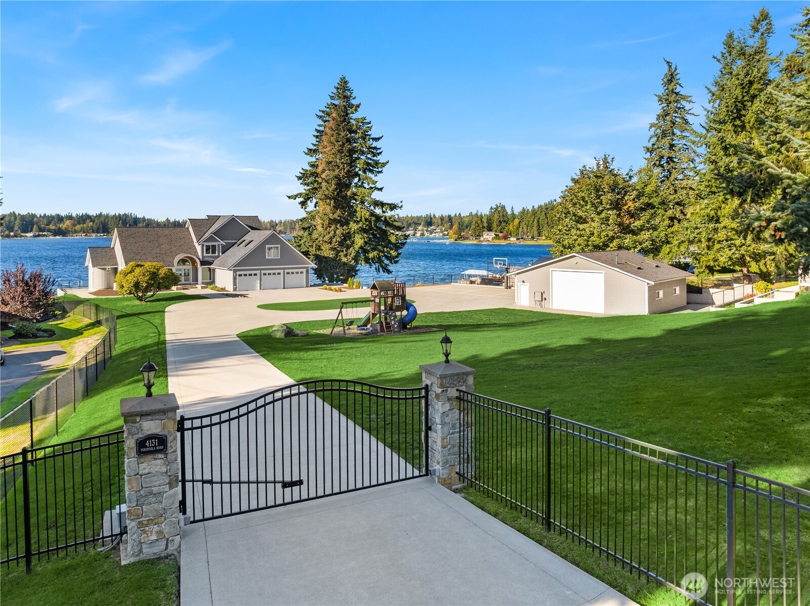 4131 Peninsula Road Stanwood, WA 98292 - Photo 9 of 40 Gallery Image 9