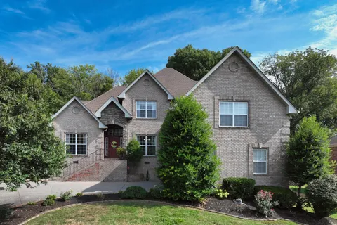 $715,000 | 193 Spy Glass Way, Hendersonville, TN 37075