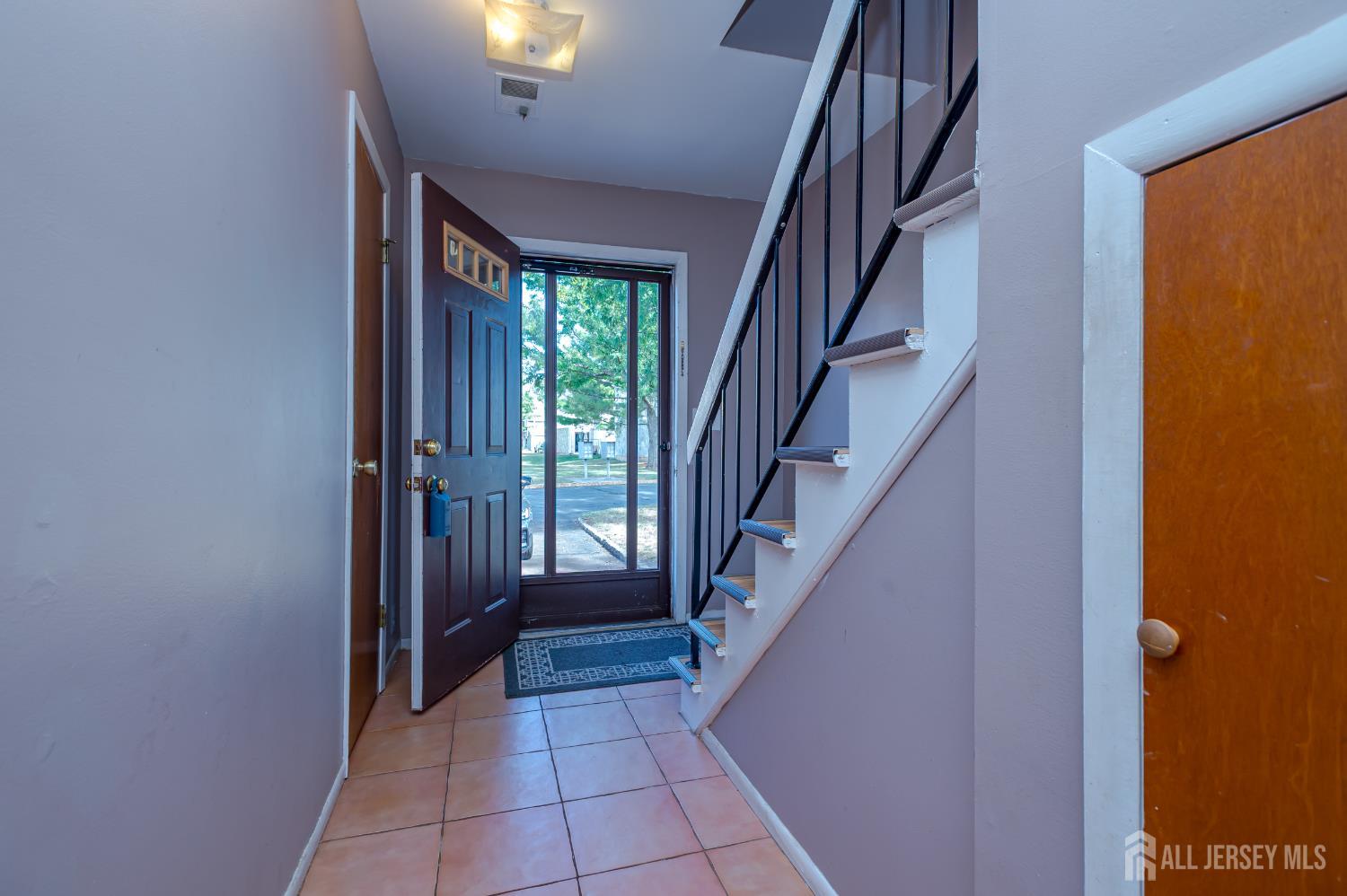 5601 Hana Road Edison, NJ 08817 - Photo 3 of 27 a view of an entryway
