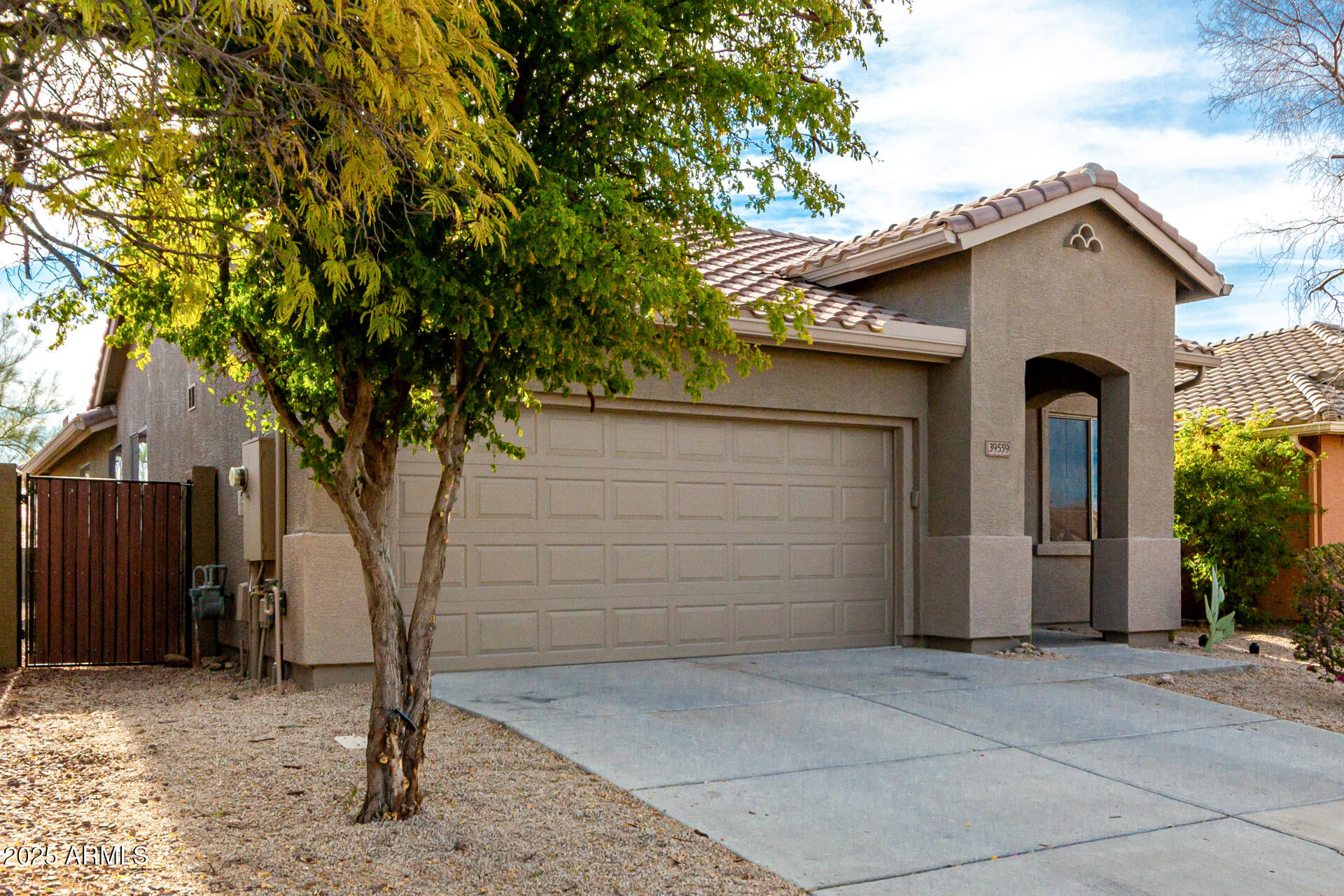 39559 North Prairie Lane Anthem, AZ 85086 - Photo 2 of 30 01 - Prairie 39559