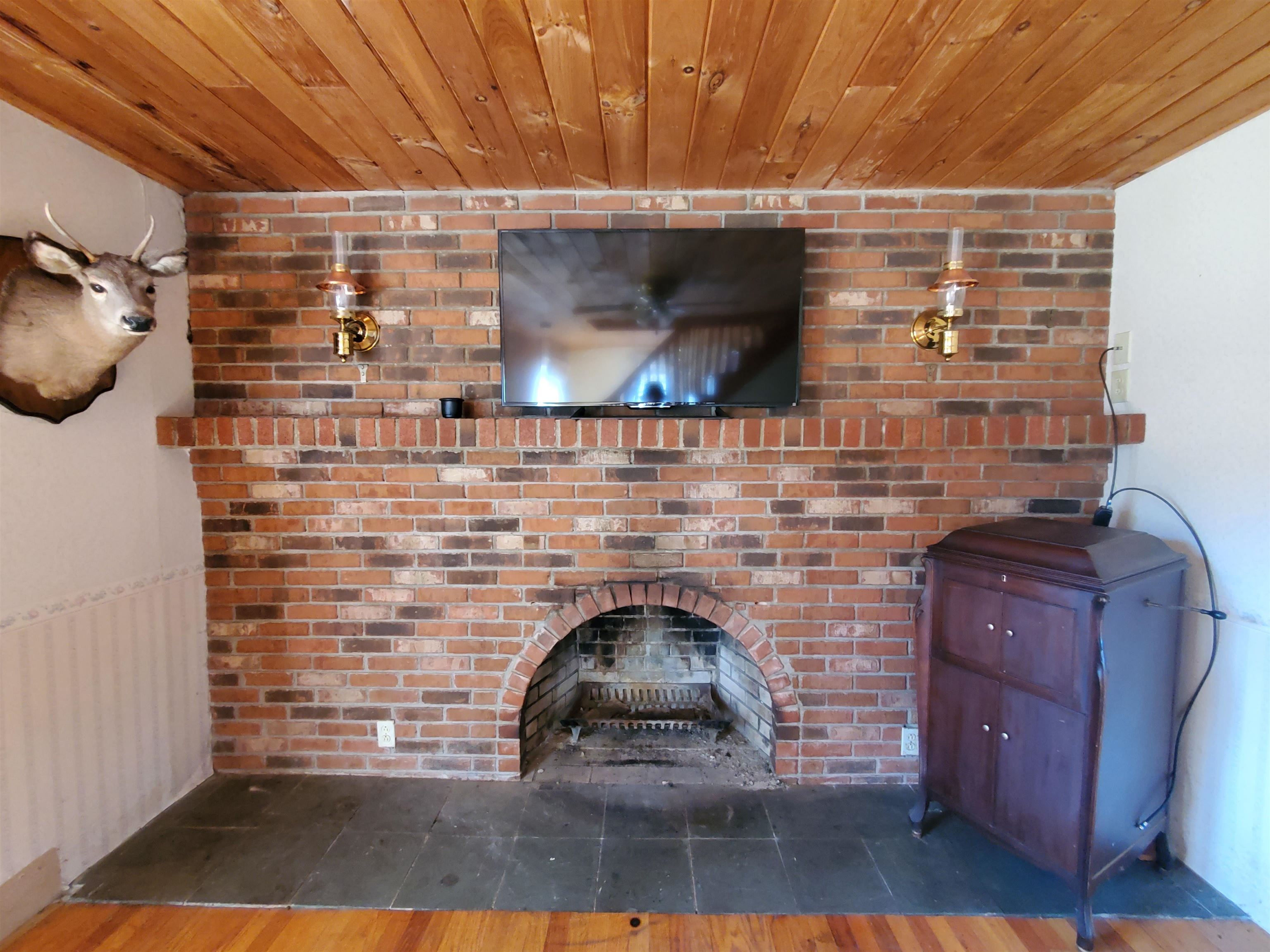 115 Reed Road Athens, VT 05143 - Photo 7 of 11