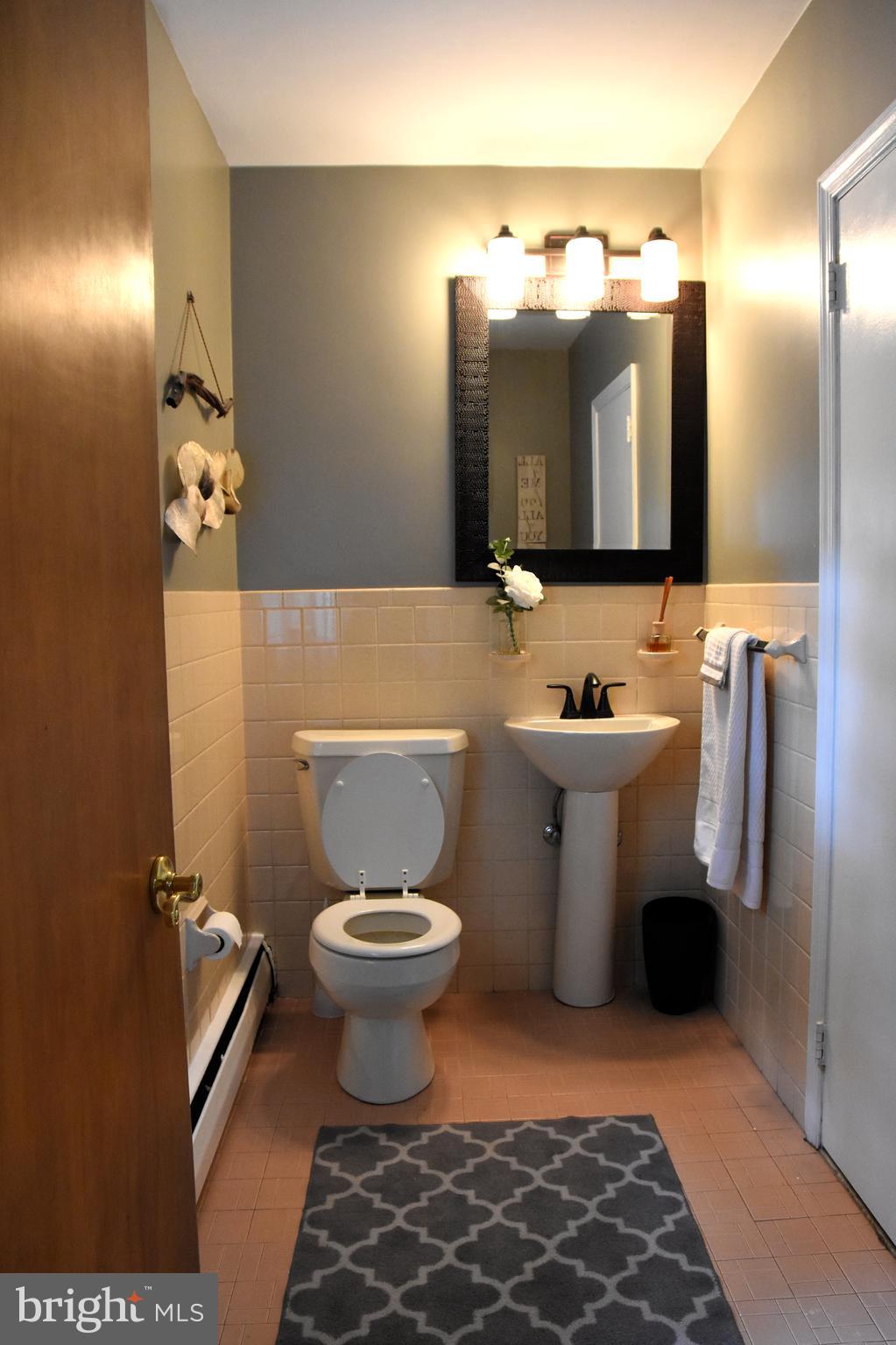 211 Vincent Road Paoli, PA 19301 - Photo 20 of 28 Gallery Image 20