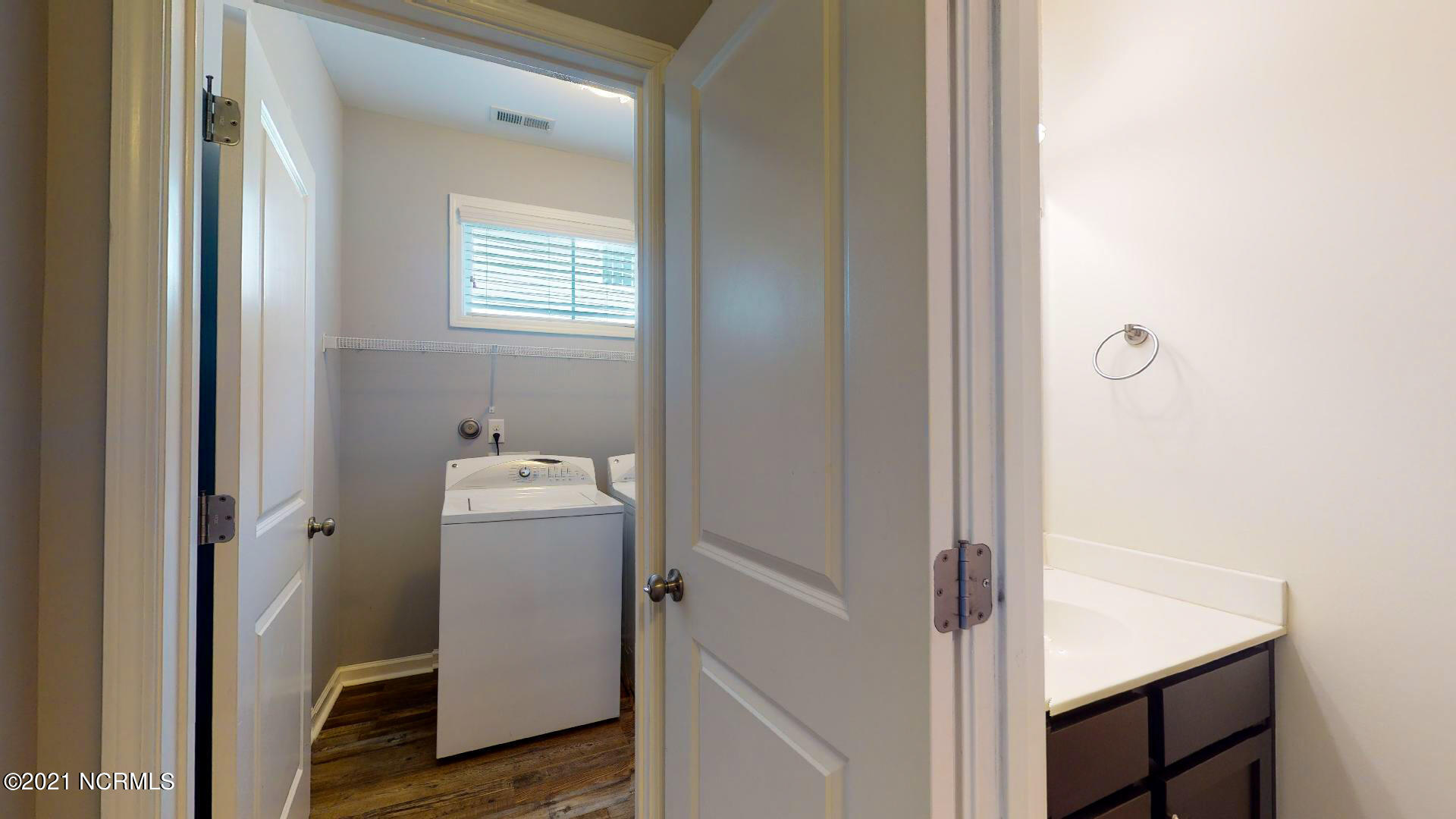 462 Albemarle Road Wilmington, NC 28405 - Photo 15 of 47 1st. Floor (49)