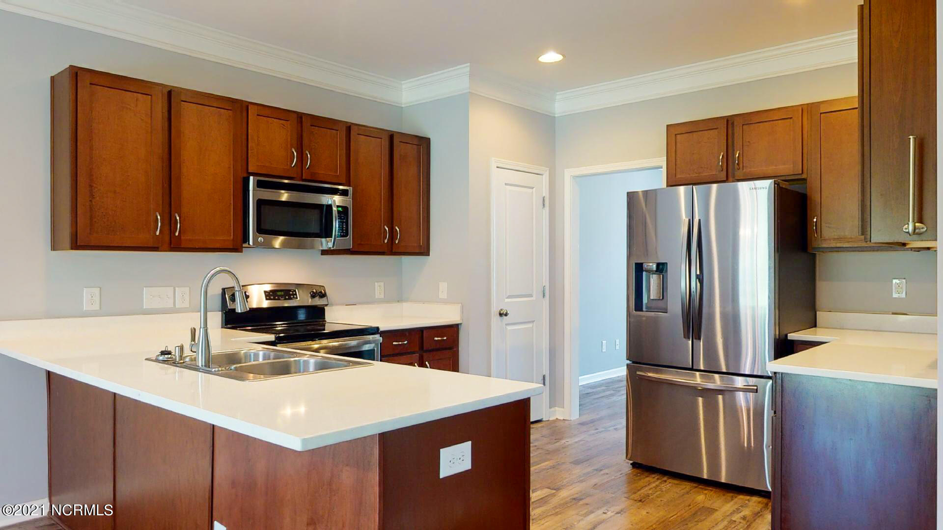 462 Albemarle Road Wilmington, NC 28405 - Photo 9 of 47 1st. Floor (2)