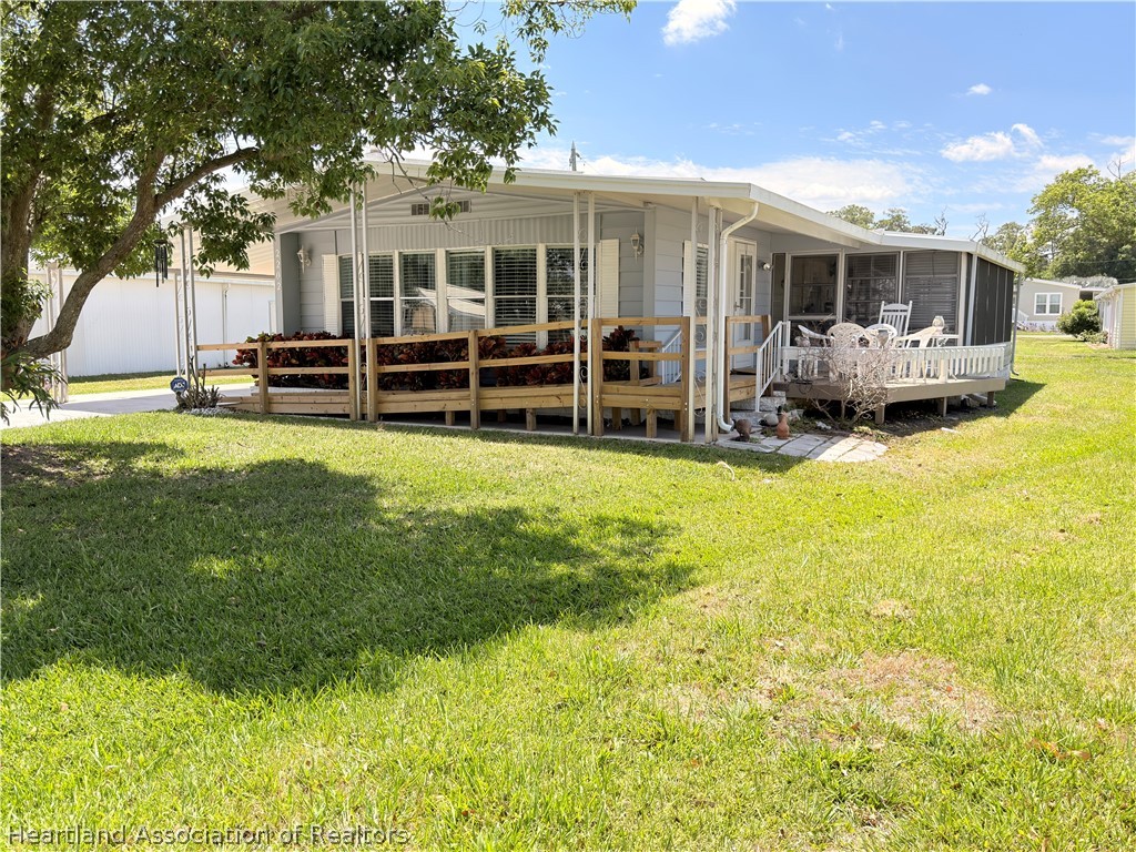 2202 Bahama Road Sebring, FL 33870 - Photo 2 of 31 Gallery Image 2