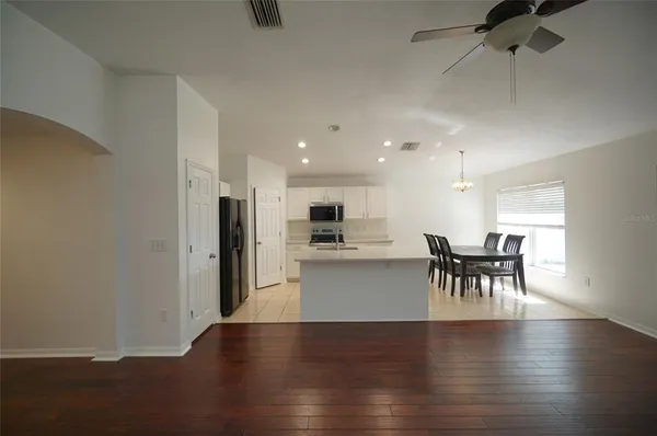 $2,300 | 5933 Desert Peace Avenue, Land O' Lakes, FL 34639