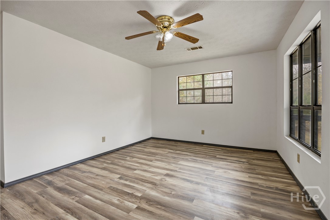 181 Lower Wirebridge Road Stephens, GA 30667 - Photo 3 of 31