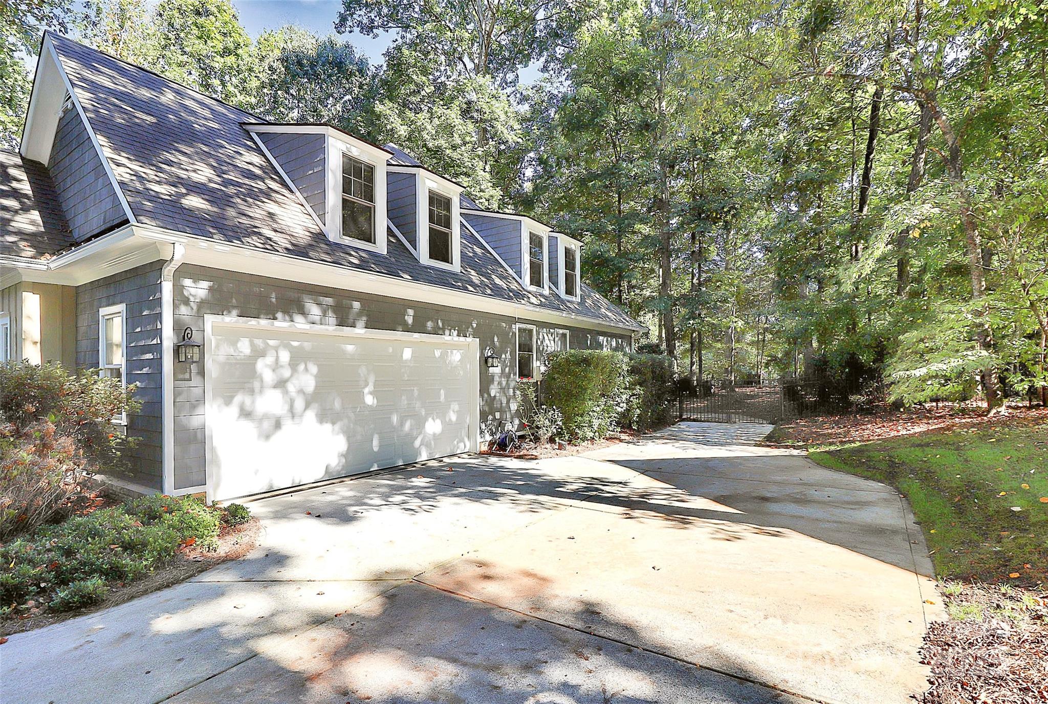 6761 Fox Ridge Circle Davidson, NC 28036 - Photo 6 of 45