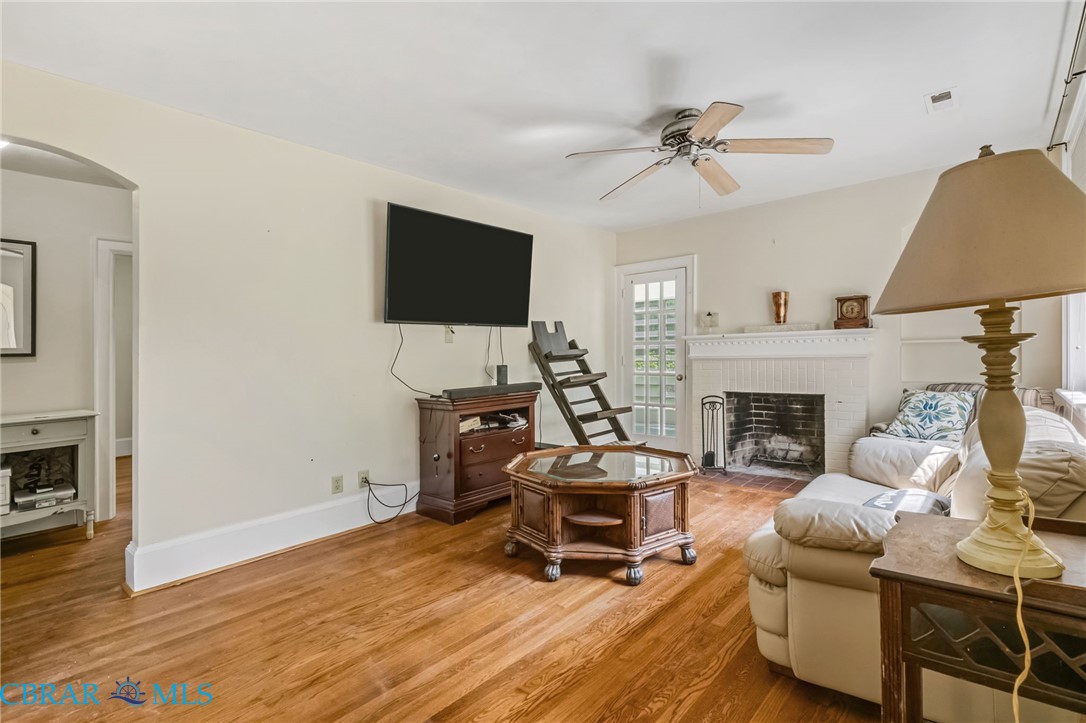 1326 Cricket Hill Road Hudgins, VA 23076 - Photo 14 of 33