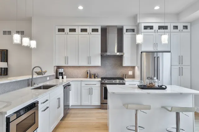 $699,000 | 3504 North Central Avenue, Chicago, IL 60634