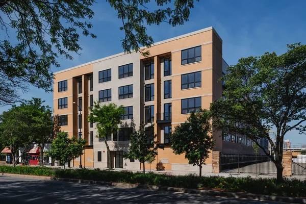 $2,795 | 224 South Ashland Avenue, Unit 202, Chicago, IL 60607