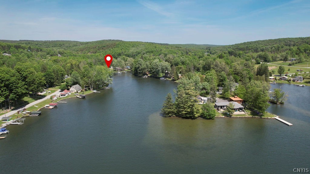 3744 North Lake Road Nelson, NY 13061 - Photo 36 of 40 Located just down the road from the Blue Canoe res