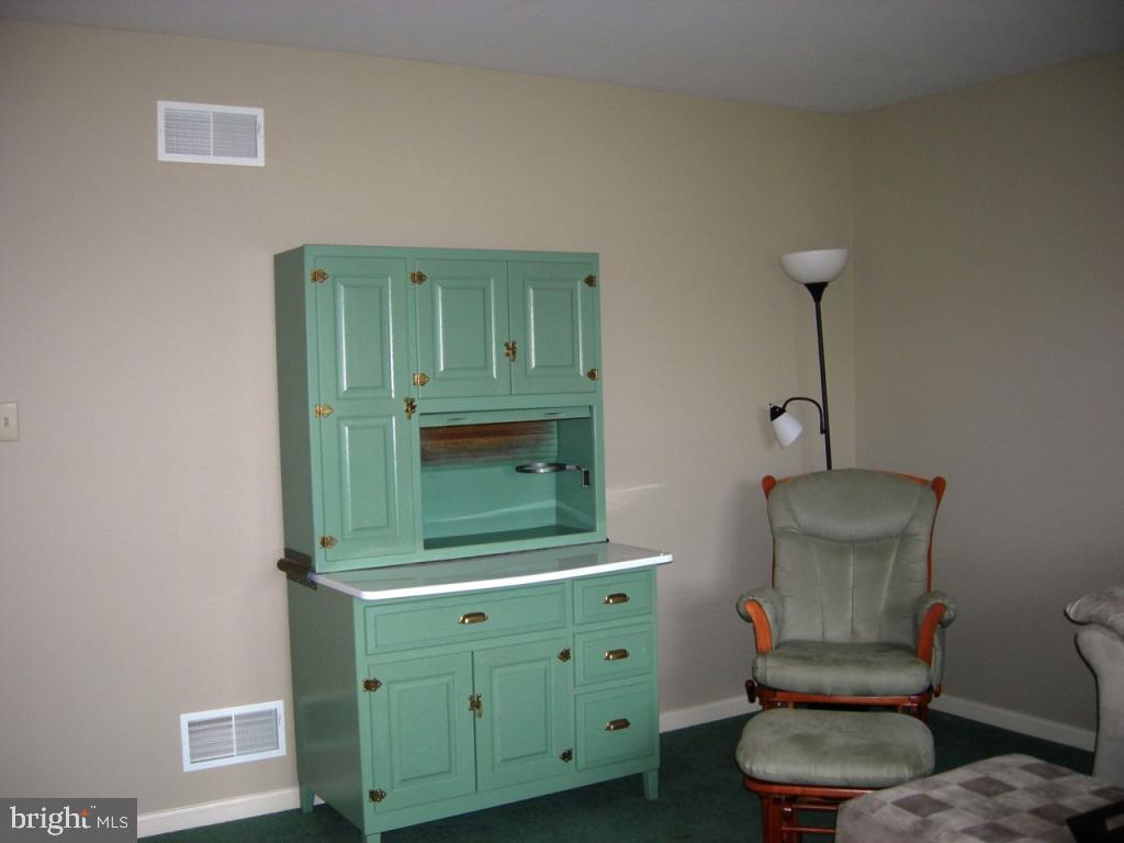 790 Wesley Road Kirkwood, PA 17536 - Photo 5 of 33