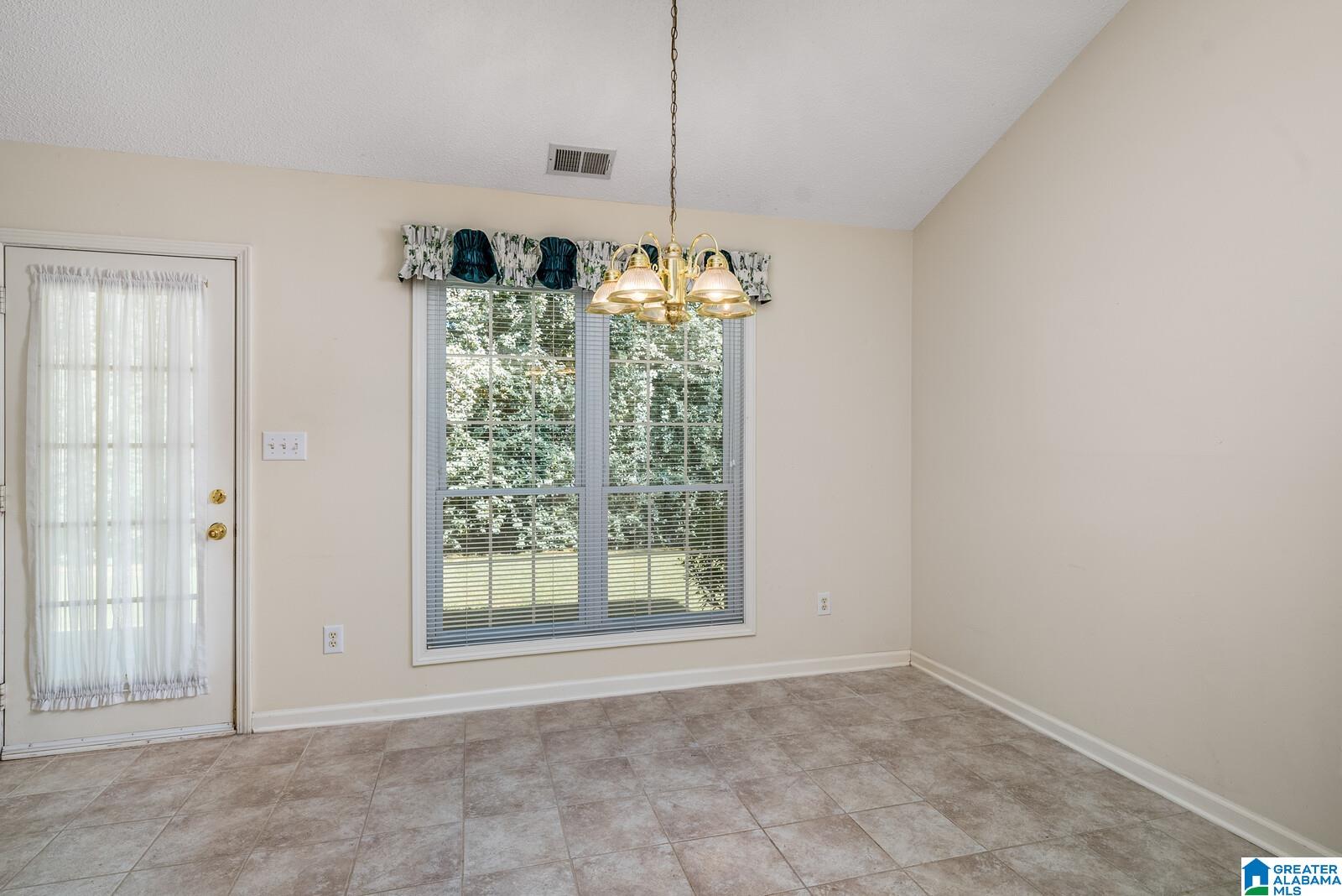 167 Pebble Drive Alabaster, AL 35007 - Photo 13 of 35