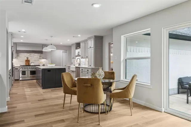 $1,200,000 | 405 Woodbriar Court, Colleyville, TX 76034