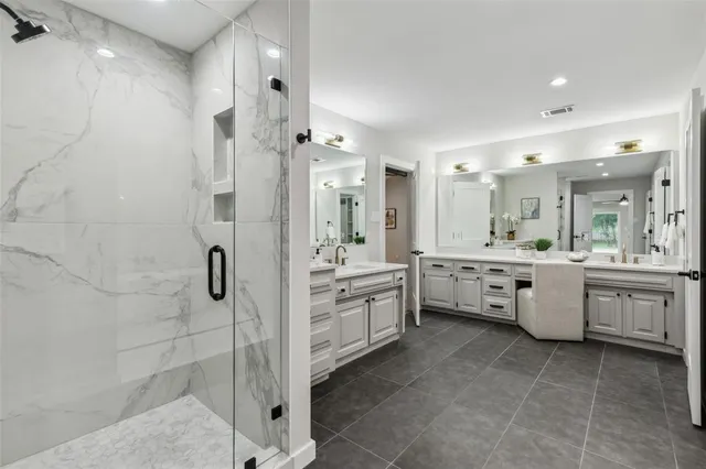 $1,200,000 | 405 Woodbriar Court, Colleyville, TX 76034