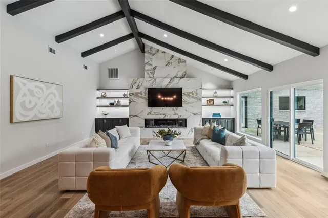 $1,200,000 | 405 Woodbriar Court, Colleyville, TX 76034