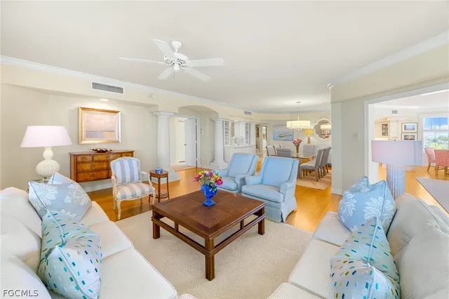 $1,175,000 | 2675 Wulfert Road, Unit 5, Sanibel, FL 33957