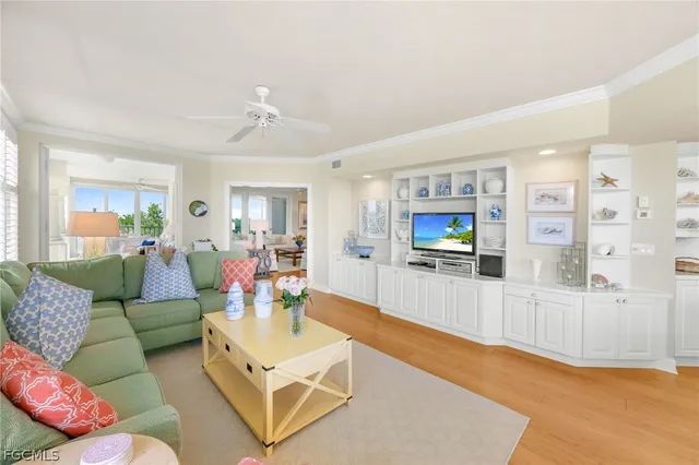 $1,175,000 | 2675 Wulfert Road, Unit 5, Sanibel, FL 33957