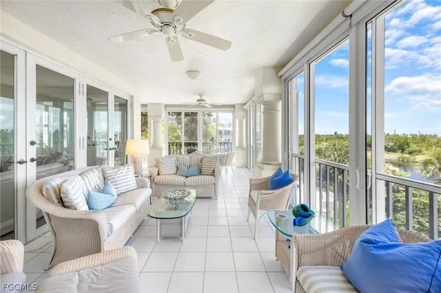 $1,175,000 | 2675 Wulfert Road, Unit 5, Sanibel, FL 33957