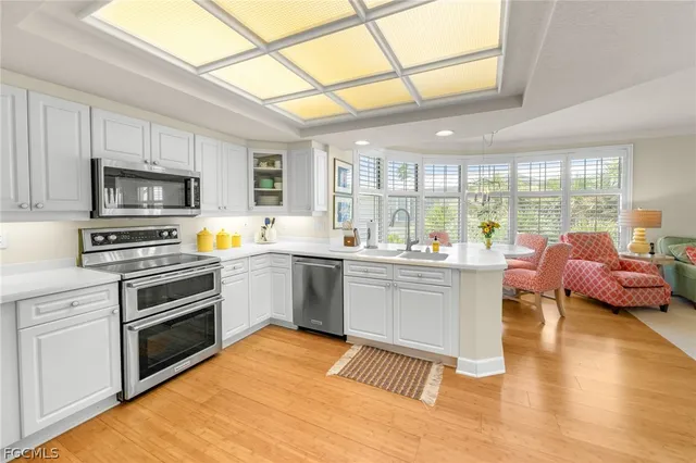 $1,175,000 | 2675 Wulfert Road, Unit 5, Sanibel, FL 33957