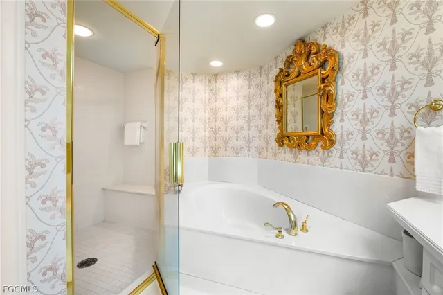 $1,175,000 | 2675 Wulfert Road, Unit 5, Sanibel, FL 33957