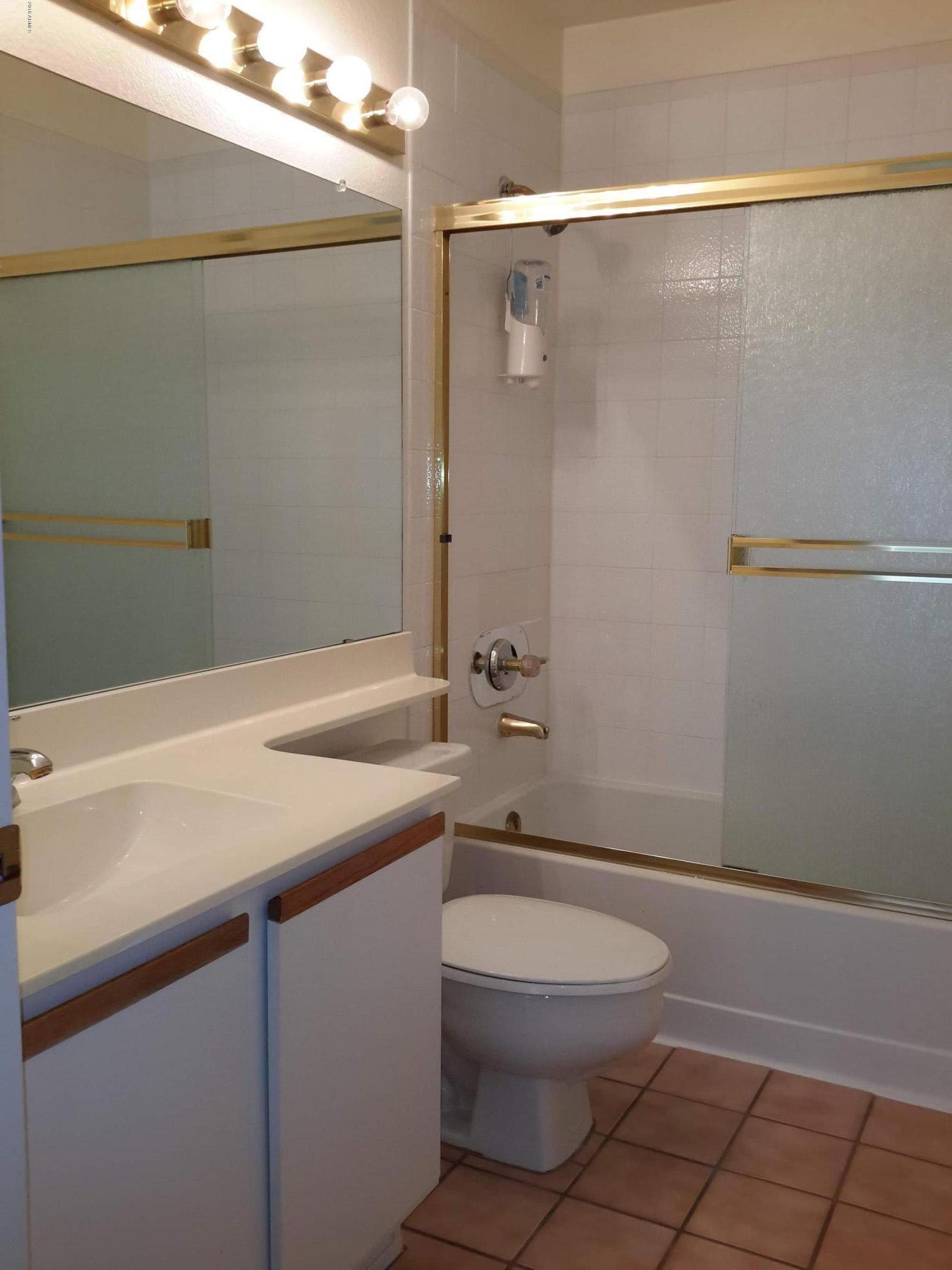 101 North 7th Street, Unit 224 Phoenix, AZ 85034 - Photo 16 of 34 Bathroom 1st level