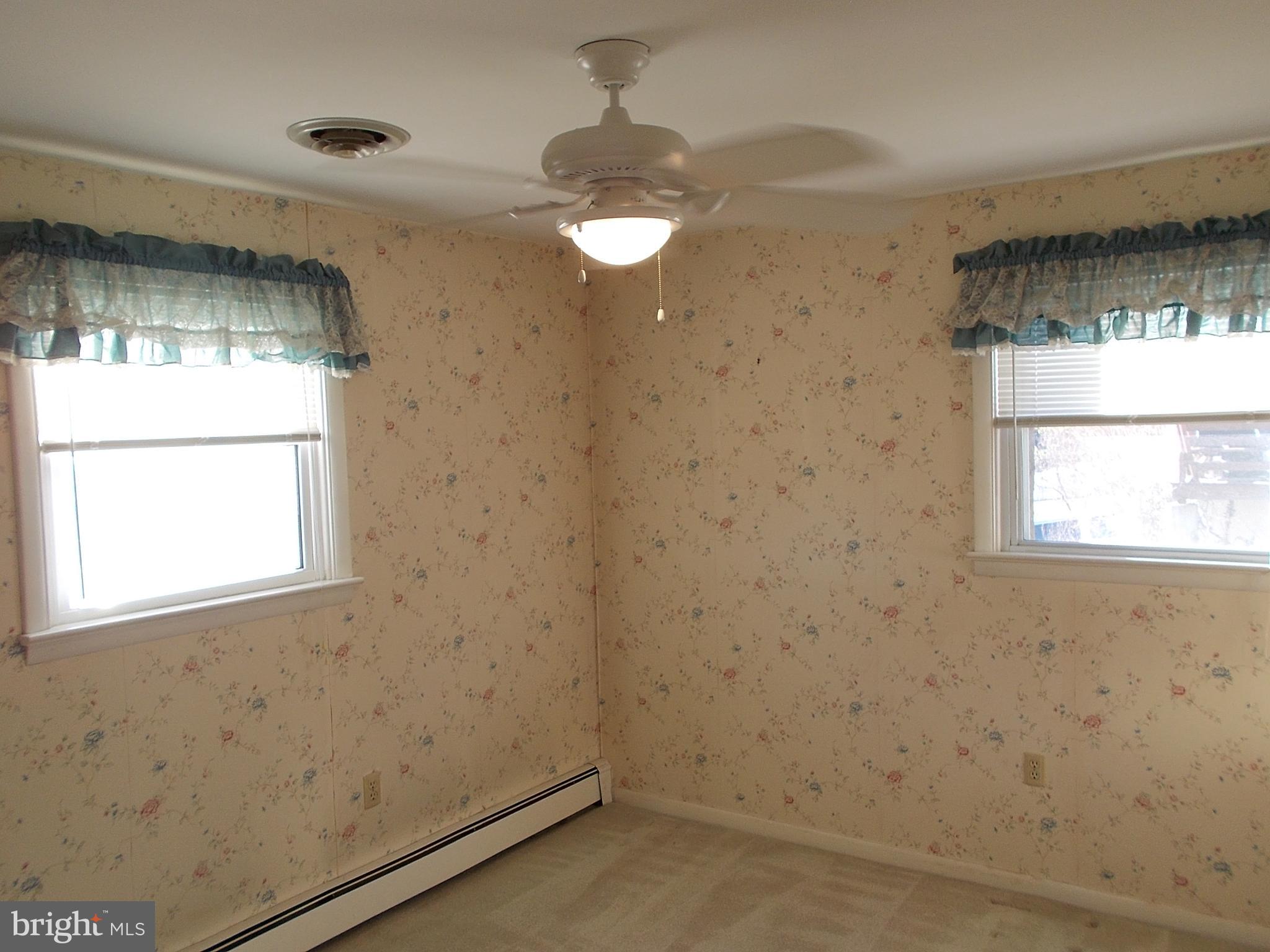 28 Park Road Reading, PA 19609 - Photo 12 of 37 Rear bedroom