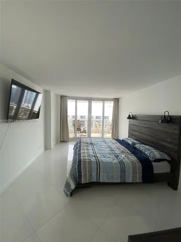 $3,250 | 1717 North Bayshore Drive, Unit A3542, Miami, FL 33132