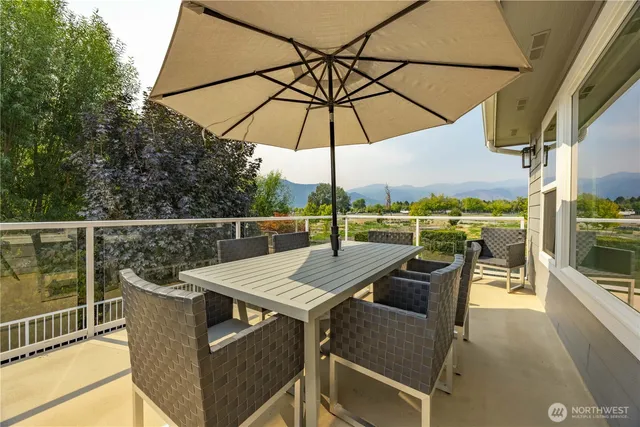 $1,560,000 | 60 Wall Street, Manson, WA 98831