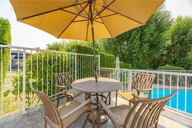 $1,560,000 | 60 Wall Street, Manson, WA 98831