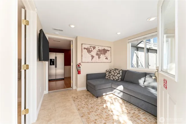 $1,560,000 | 60 Wall Street, Manson, WA 98831