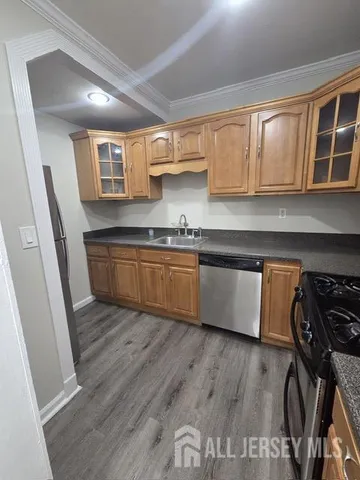 $2,300 | 537 Harrington Street, Perth Amboy, NJ 08861