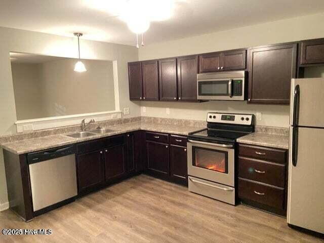 2915 MacGregor Downs Road, Unit 4 Greenville, NC 27834 - Photo 3 of 5 2