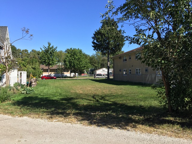 8917 Grant Avenue Brookfield, IL 60513 - Photo 2 of 5