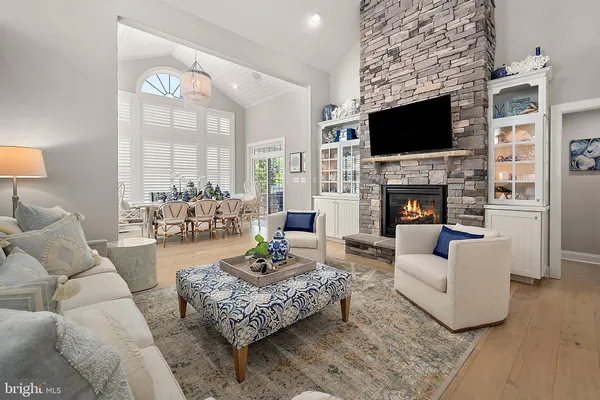 $1,095,000 | 19316 Loblolly Circle, Rehoboth Beach, DE 19971