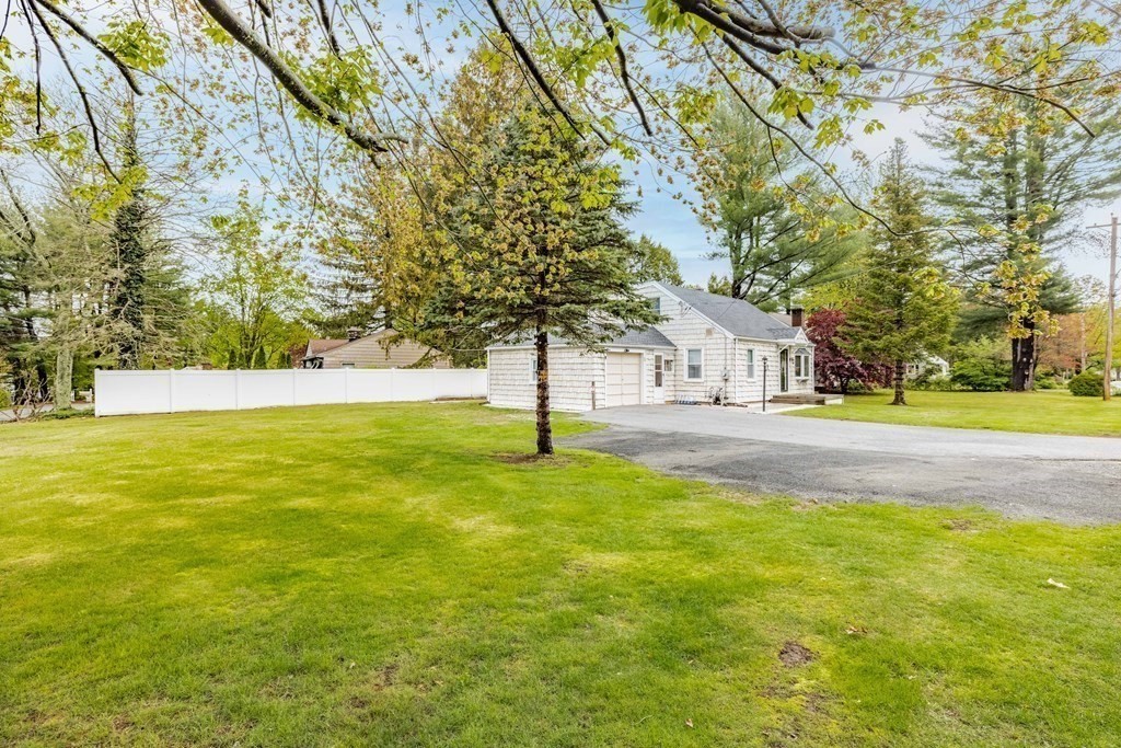 466 Porter Road East Longmeadow, MA 01028 - Photo 27 of 31 Gallery Image 27