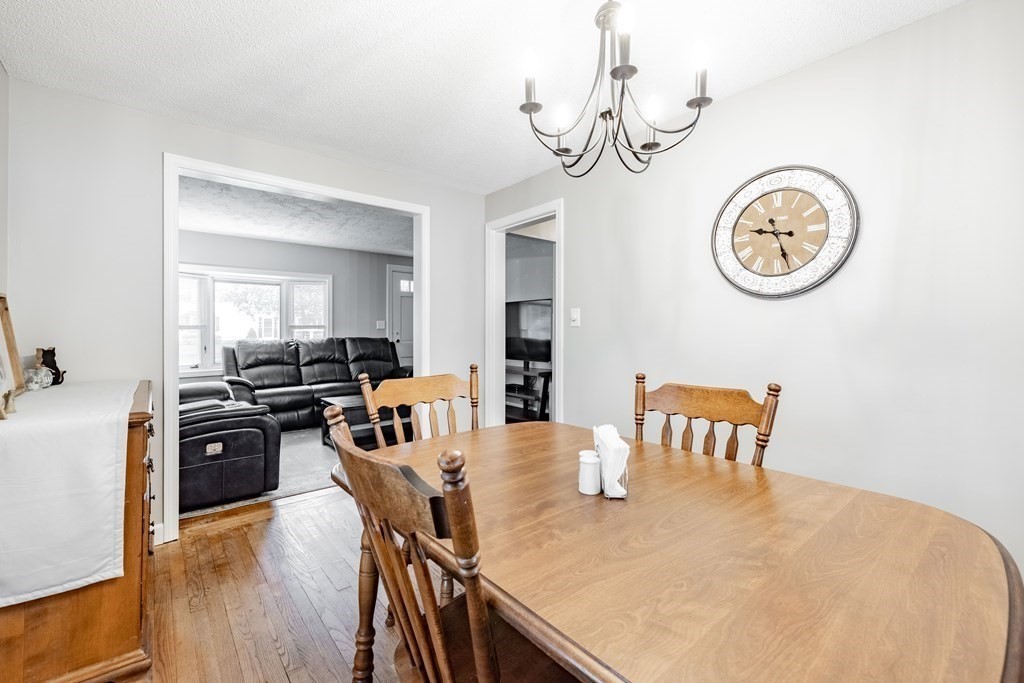 466 Porter Road East Longmeadow, MA 01028 - Photo 10 of 31 Gallery Image 10