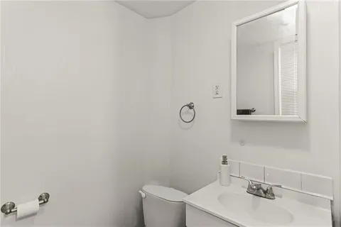 $169,000 | 324 Greenfield Avenue, Pittsburgh, PA 15207