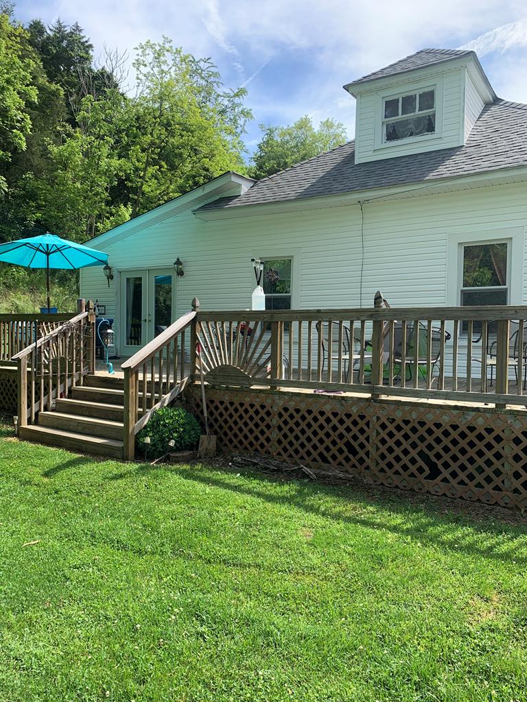 1272 Castleton Road Max Meadows, VA 24360 - Photo 8 of 25 Gallery Image 8