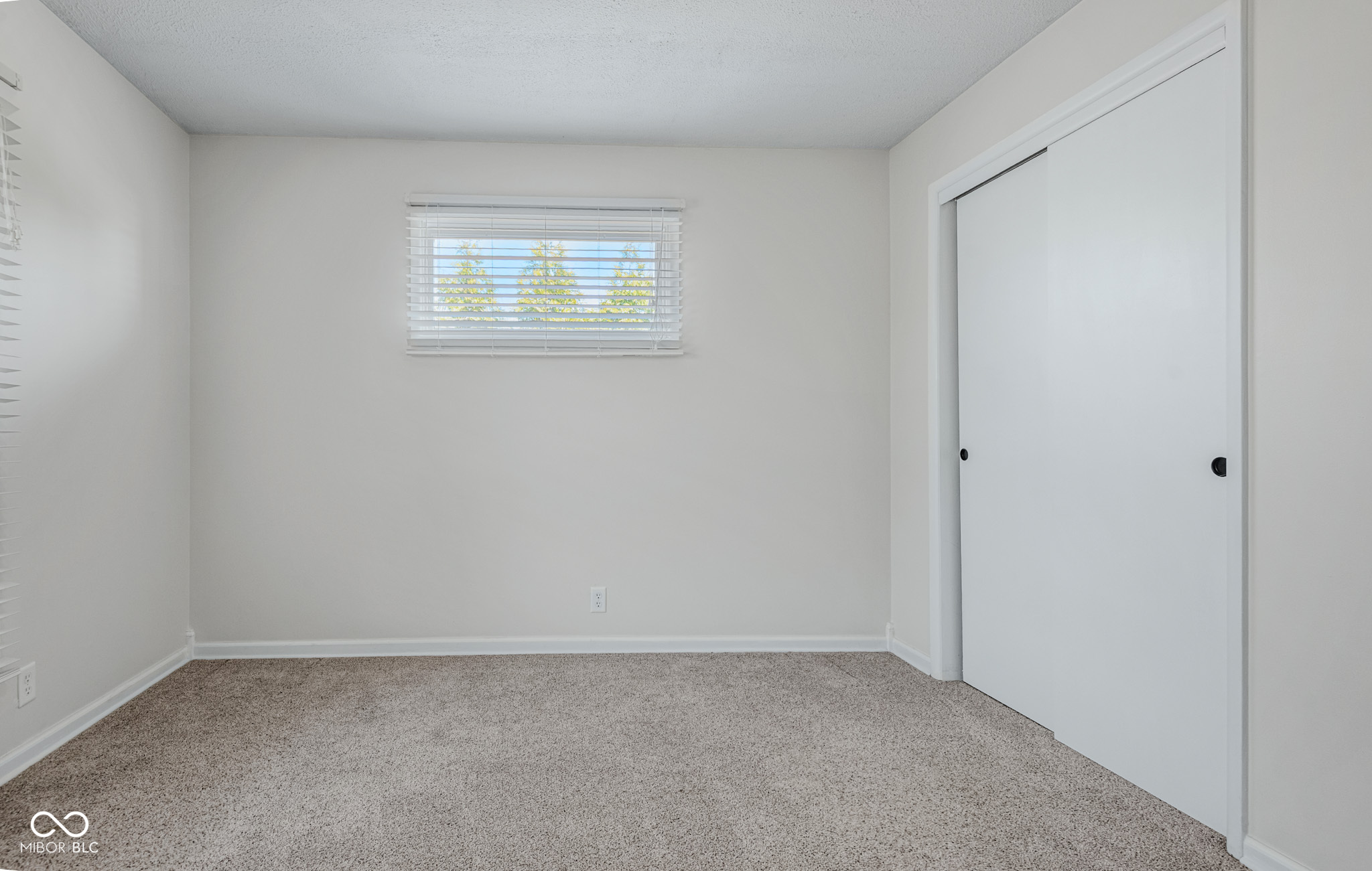 3050 Washington Street Columbus, IN 47201 - Photo 15 of 37