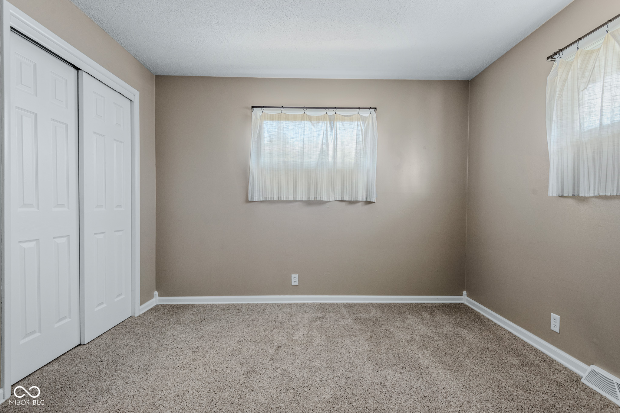 3050 Washington Street Columbus, IN 47201 - Photo 20 of 37
