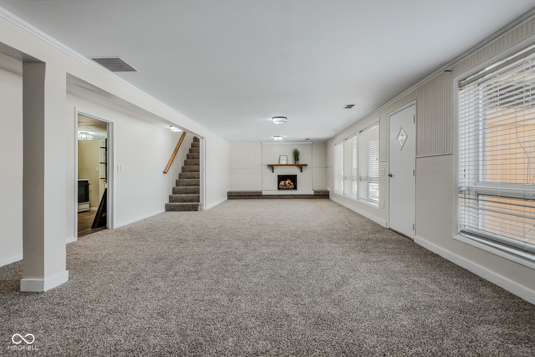 3050 Washington Street Columbus, IN 47201 - Photo 22 of 37