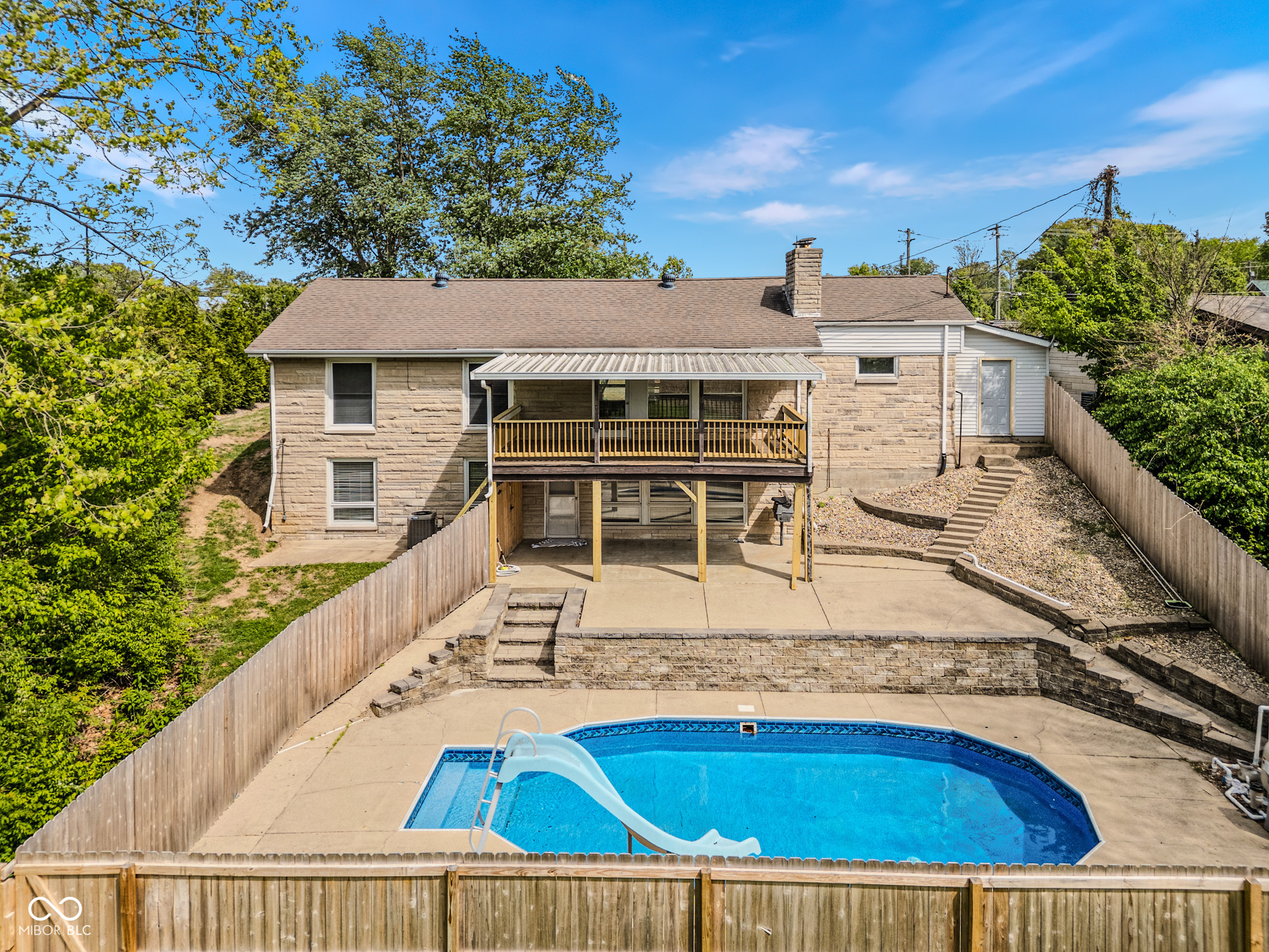 3050 Washington Street Columbus, IN 47201 - Photo 5 of 37