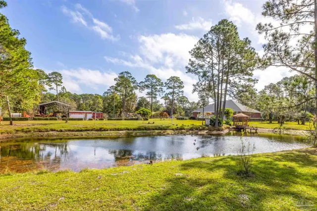 $619,900 | 9850 North Loop Road, Pensacola, FL 32507